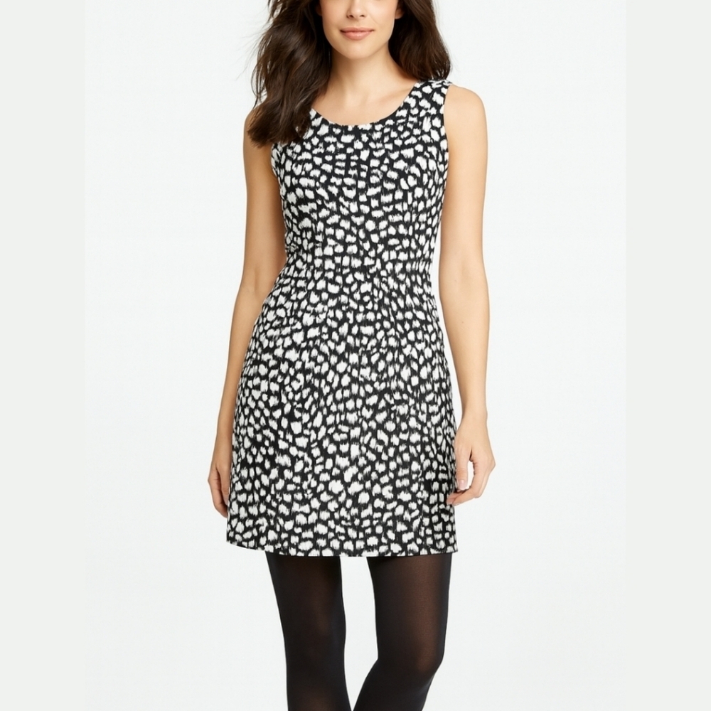 BCBGMaxAzria Black and White Sleeveless Printed Mini Dress